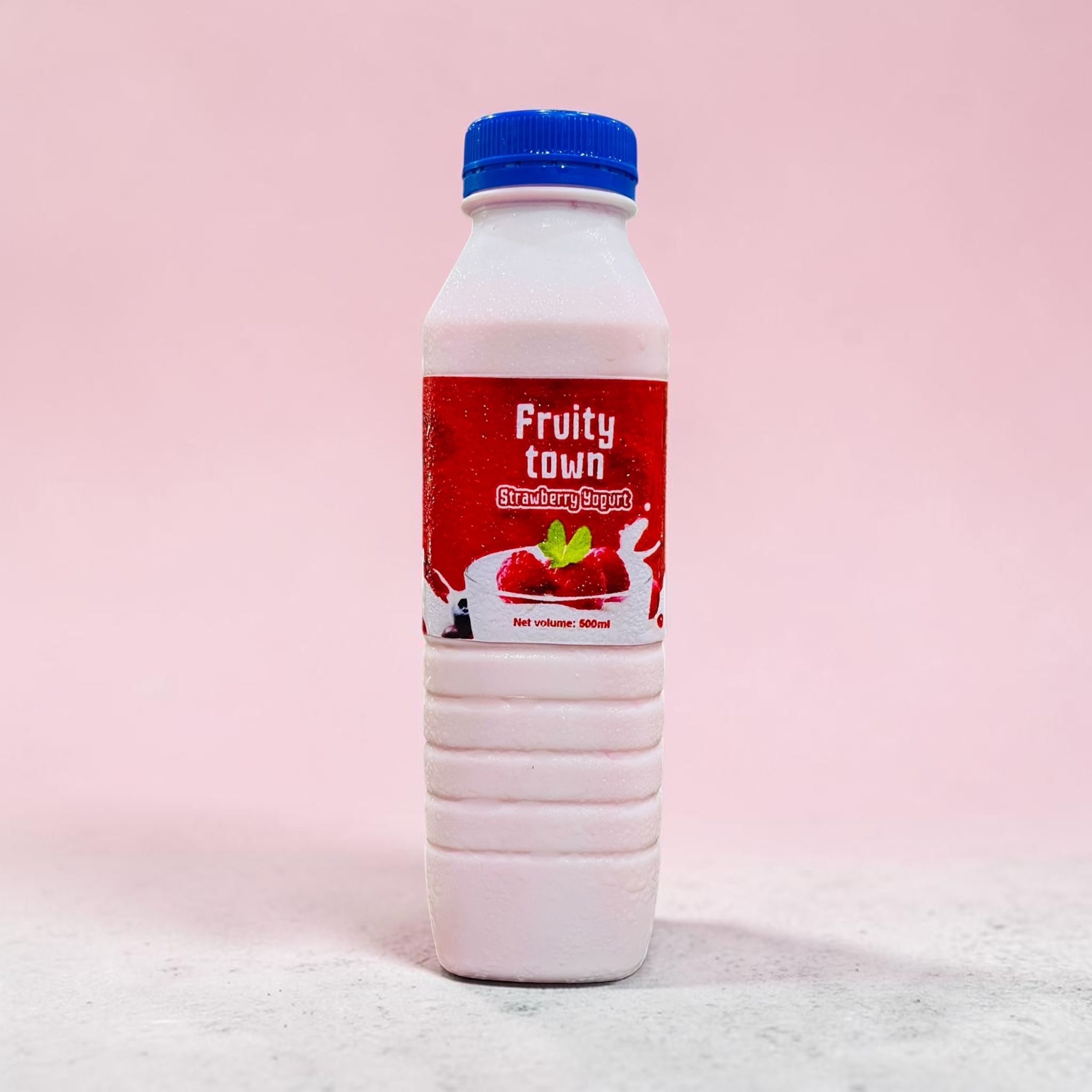 FRUITY TOWN STRAWBERRY YOGHURT 500ML